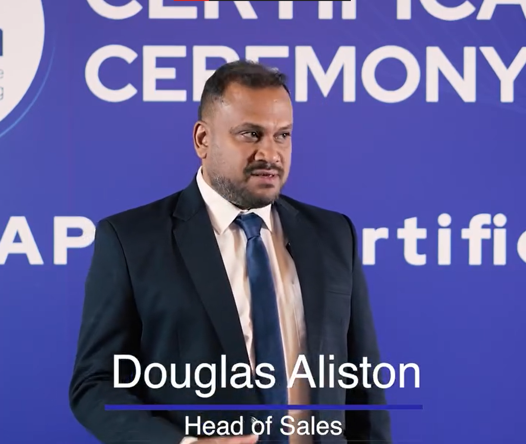 Douglas_Aliston